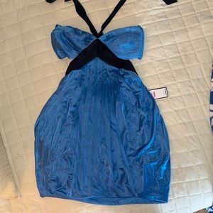 Xxs bcbg dress never worn tags still on